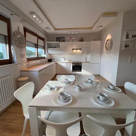 Marynarza Platan Swinoujscie